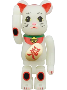 BE@RBRICK figure: Maneki Neko Glow-in-Dark