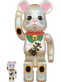 BE@RBRICK figure: Maneki Neko Clear Chrome
