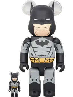BE@RBRICK figure: BATMAN (BATMAN: HUSH BLACK Ver.)