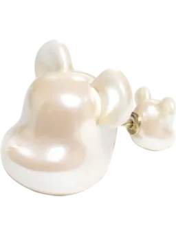 BE@RBRICK figure: dix × BE@RBRICK / W PEARL BE@RBRICK PIERCE