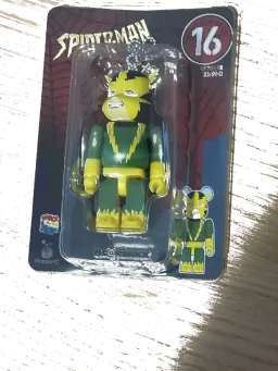 BE@RBRICK figure: Electro