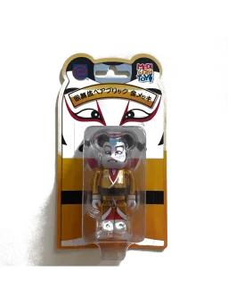 BE@RBRICK figure: Gold Plated Kabuki Bearbrick by Medicom Toy