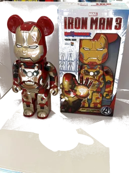 BE@RBRICK figure: Iron Man Bearbrick MK 42 by Medicom Toys