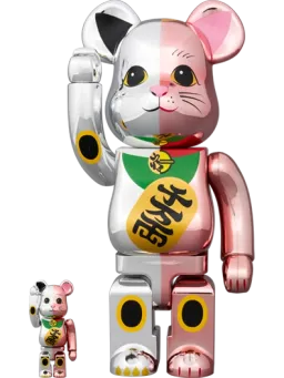 BE@RBRICK figure: Manekineko Lucky Cat Senmanryou Silver x Peach Gold Bearbrick +