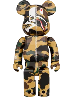 BE@RBRICK figure: Vs Bape(r) Be@rbrick (yellow)