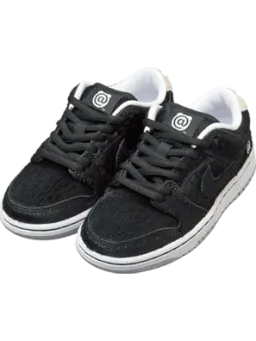 BE@RBRICK figure: Nike SB Dunk Low Pro QS