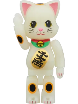 BE@RBRICK figure: Maneki Neko Glow-in-Dark