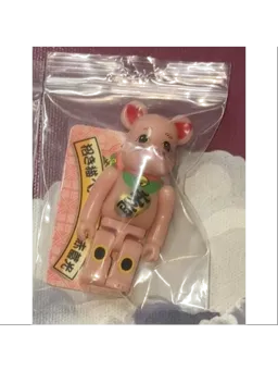 BE@RBRICK figure: LUCKY CAT GID PINK (Series 33) #14